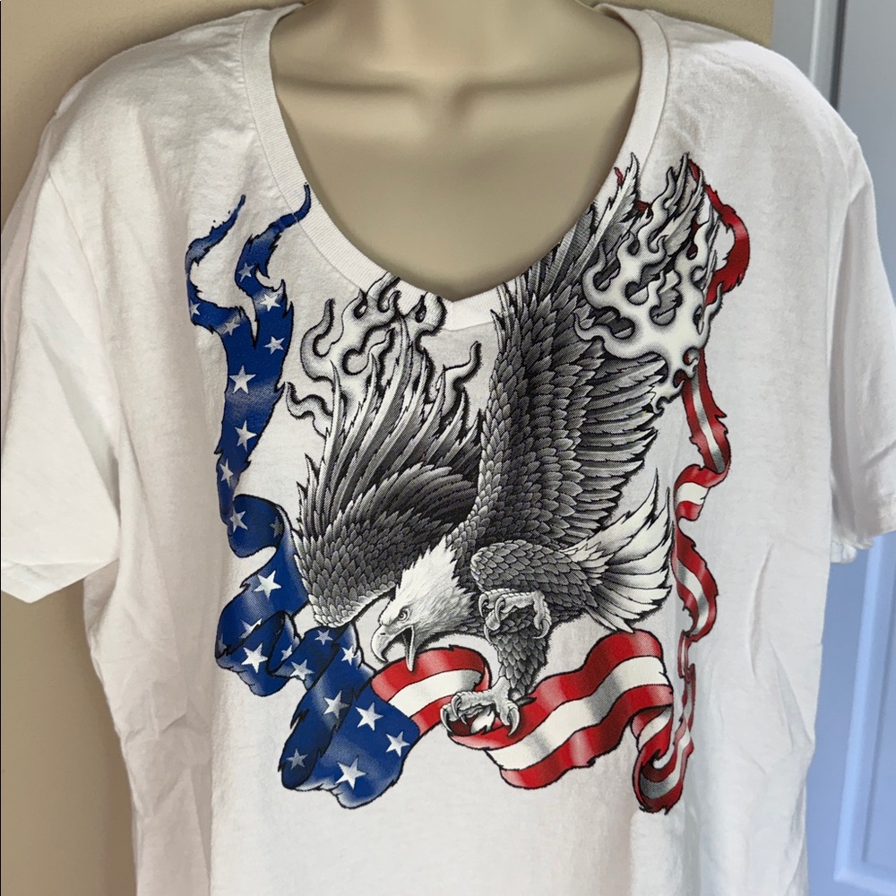 White Eagle Flag Graphic Tee - Women